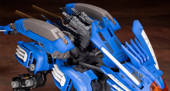 RZ-028 Blade Liger Attack Booster Version Model Kit 1/72 Scale | Zoids Highend Master Model | Kotobukiya
