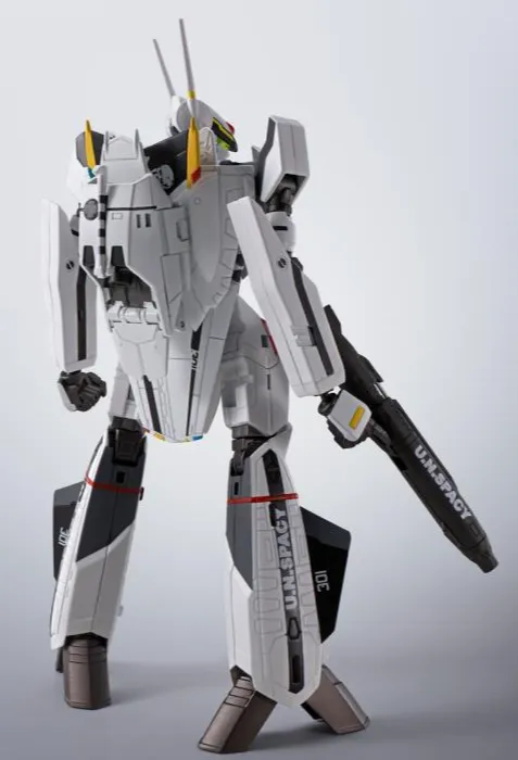 Roy Fokker's VF-0S Phoenix Hi-Metal R | Macross Zero | Bandai Spirits
