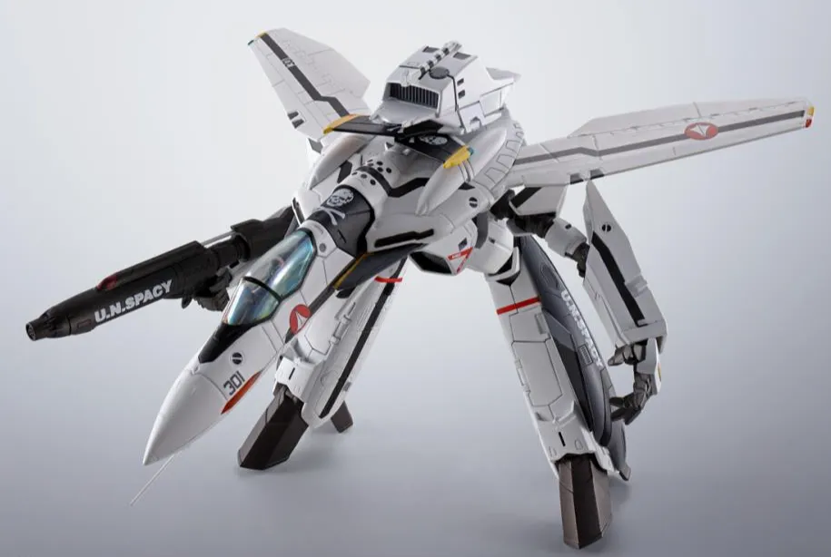 Roy Fokker's VF-0S Phoenix Hi-Metal R | Macross Zero | Bandai Spirits