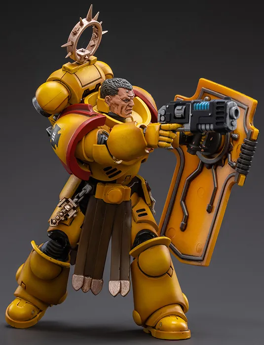 Imperial Fists Veteran Brother Thracius 1/18 Scale | Warhammer 40K | Joy Toy