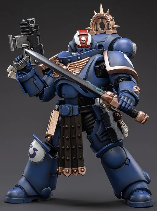 Ultramarines Primaris Lieutenant Amulius 1/18 Scale | Warhammer 40K | Joy Toy