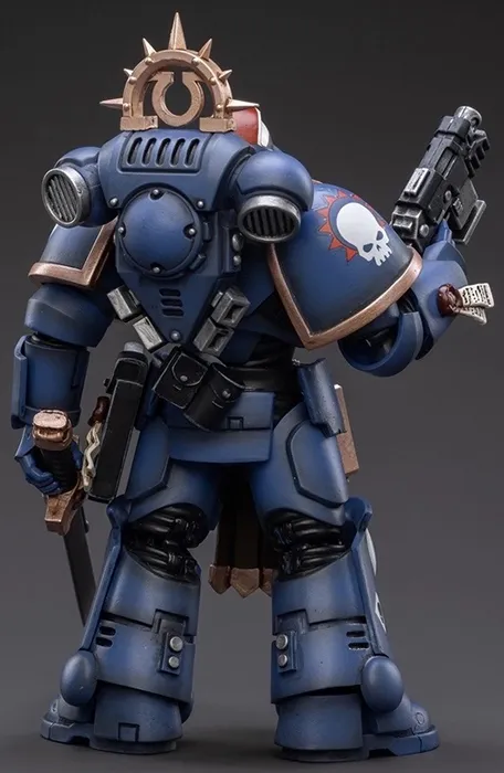 Ultramarines Primaris Lieutenant Amulius 1/18 Scale | Warhammer 40K | Joy Toy