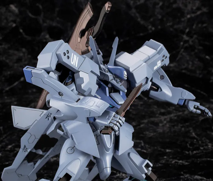 Shiranui Isumi Valkyries 1/144 Scale Model Kit | Muv-Luv Alternative | Kotobukiya