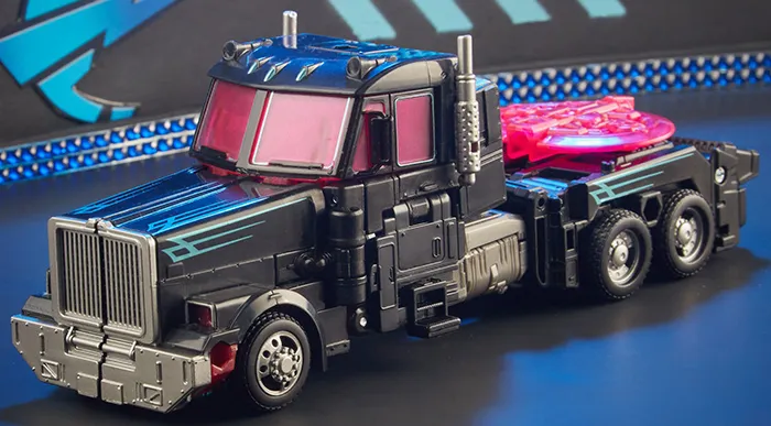 Leader Robots in Disguise 2000 Universe Scourge Leader Class | Transformers Legacy | Velocitron Speedia 500 Collection