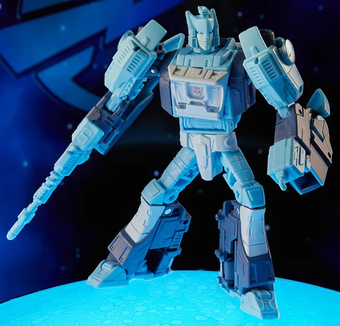 Blurr Deluxe Class Deluxe Class | Transformers Legacy | Velocitron Speedia 500 Collection