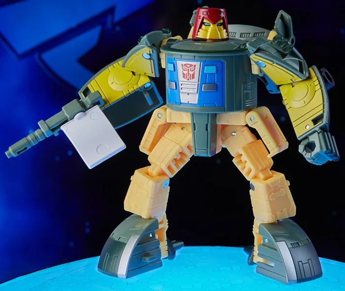 Autobot Cosmos Deluxe Class | Transformers Legacy | Velocitron Speedia 500 Collection