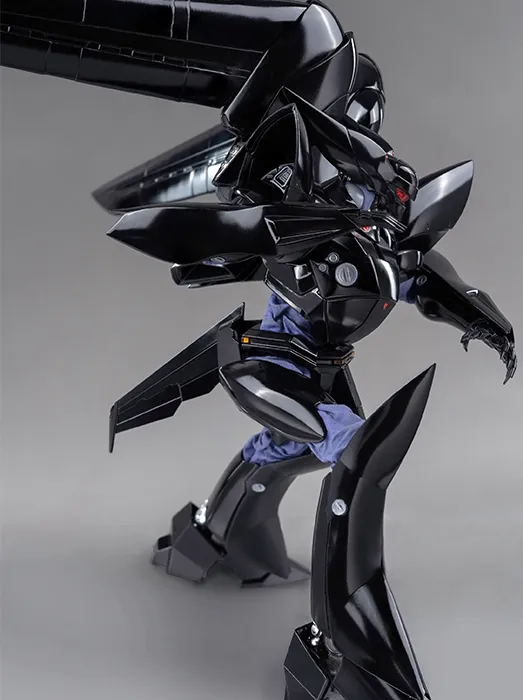 Griffon 1/35 Scale ROBO-DOU | Mobile Police Patlabor | threezero