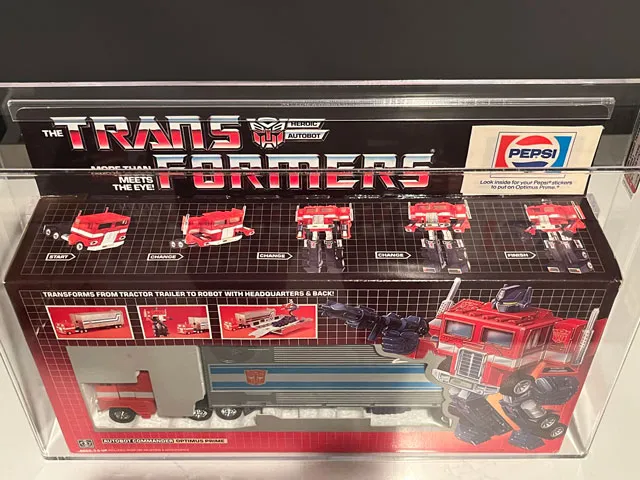 Transformers G1 Pepsi Optimus Prime | Hasbro