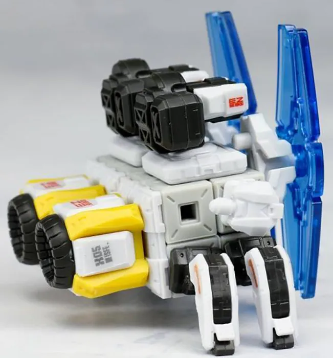 Astracraft Series Box of 6 Random Figures | TOYSEASY