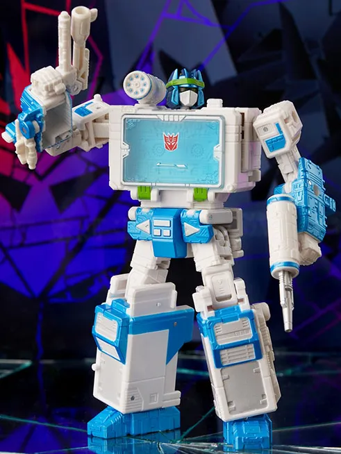 Soundwave IDW Shattered Glass Voyager Class | Transformers Generations Shattered Glass Collection