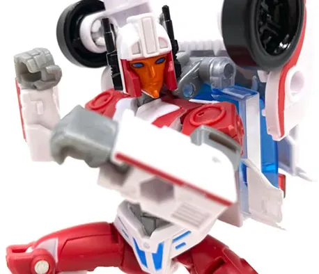 Autobot Minerva Deluxe Class | Transformers Generations Legacy