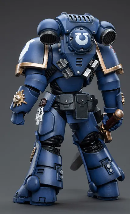 Ultramarines Primaris Lieutenant Argaranthe 1/18 Scale | Warhammer 40K | Joy Toy