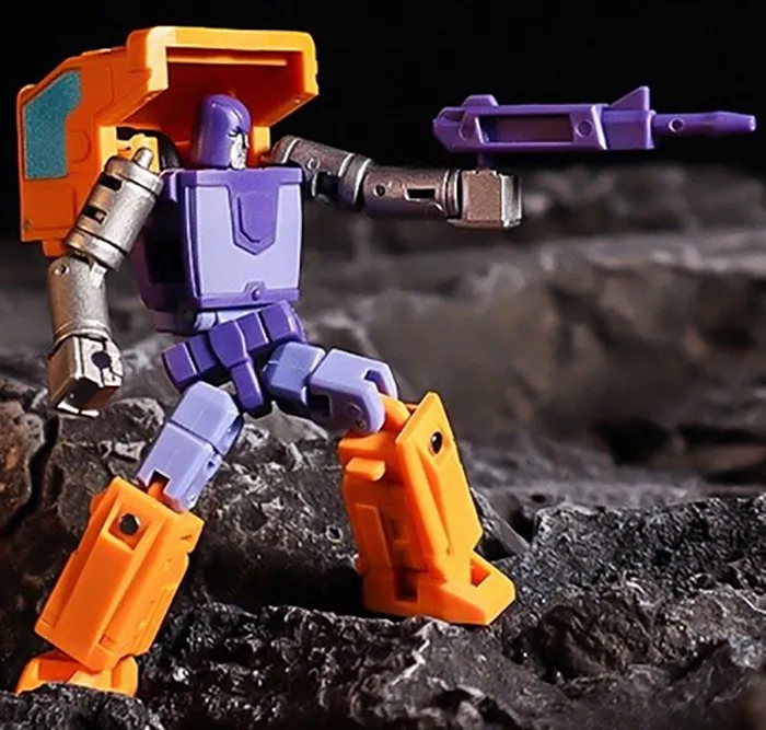 MS-B16A Strong Man Metalic Version | Magic Square