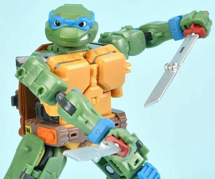 MB-21 Leonardo | Teenage Mutant Ninja Turtles | 52 Toys MegaBOX
