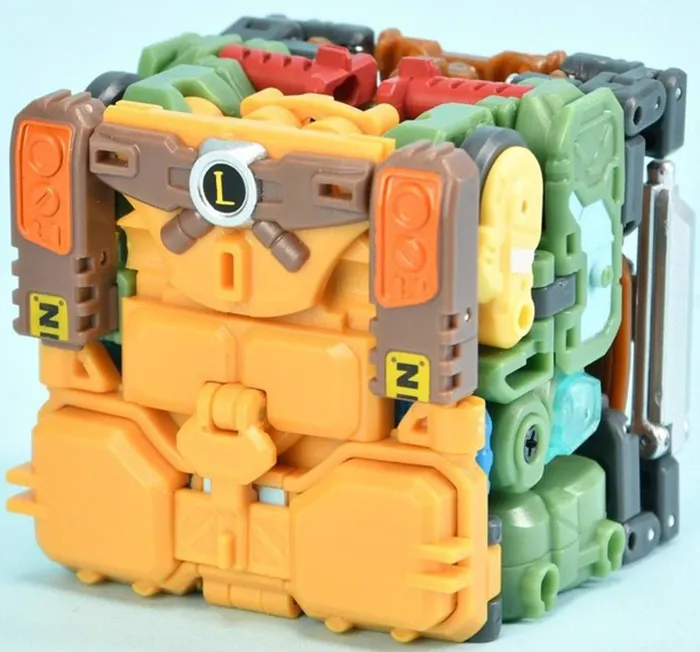 MB-21 Leonardo | Teenage Mutant Ninja Turtles | 52 Toys MegaBOX