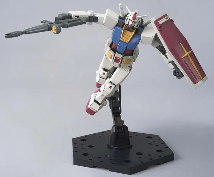 RX-78-2 Gundam Beyond Global 1/144 Scale High Grade Model Kit | Mobile Suit Gundam | Bandai Spirits