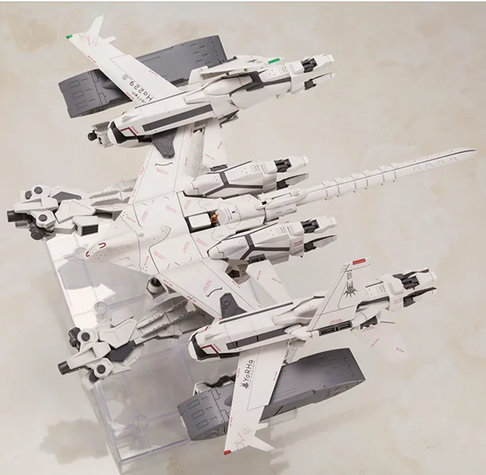 Flight Unit Ho229 Type-B and 2B (YoRHa No.2 Type B) Plastic Model Kit | Nier: Automata | Square Enix