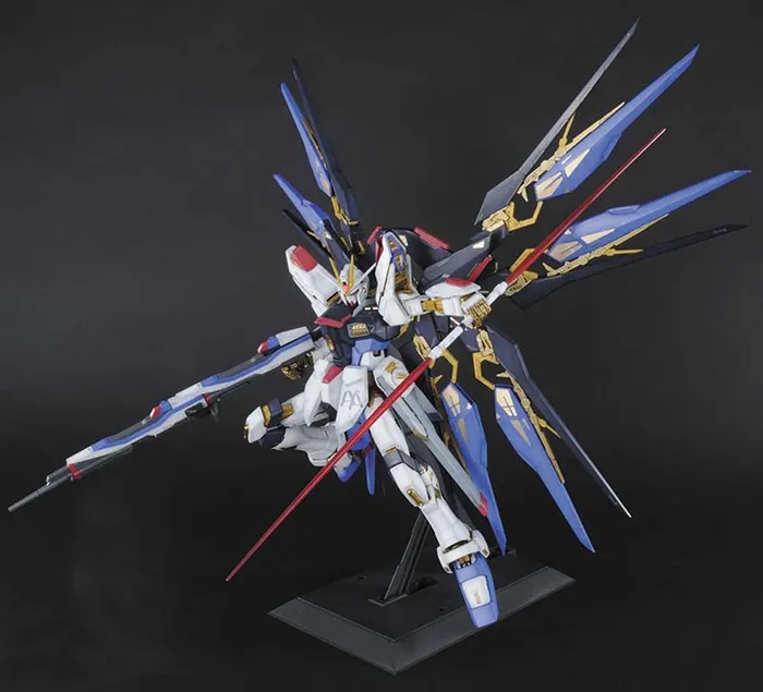 Strike Freedom Gundam Perfect Grade 1/60 Scale Model Kit | Mobile Suit Gundam SEED Destiny | Bandai Tamashii Nations