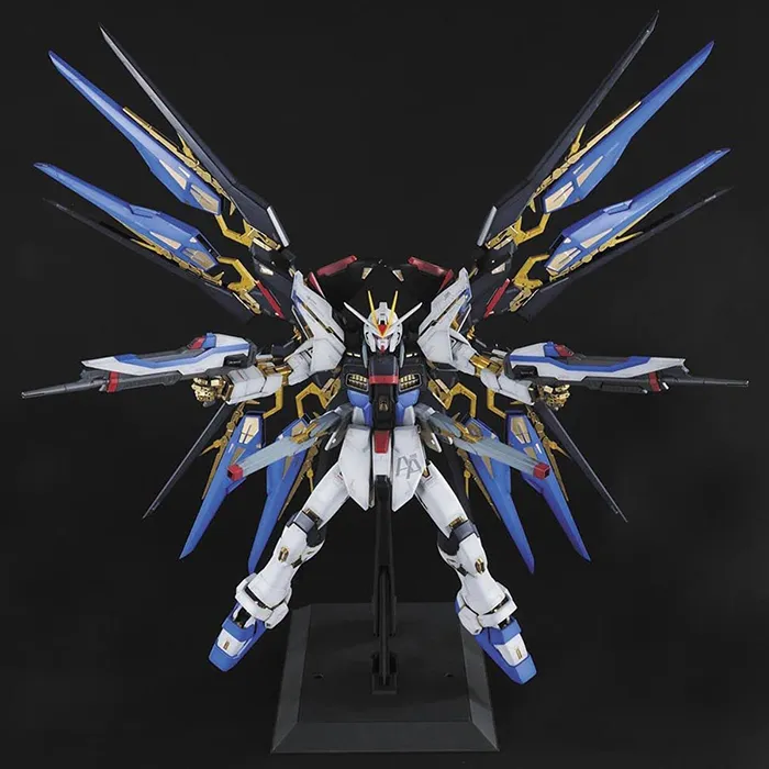 Strike Freedom Gundam Perfect Grade 1/60 Scale Model Kit | Mobile Suit Gundam SEED Destiny | Bandai Tamashii Nations