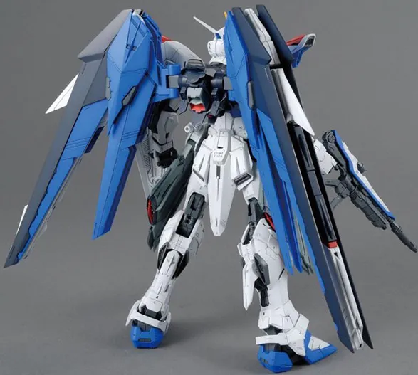 Freedom Gundam Version 2.0 Master Grade Model Kit 1/100 Scale | Mobile Suit Gundam SEED | Bandai Spirits