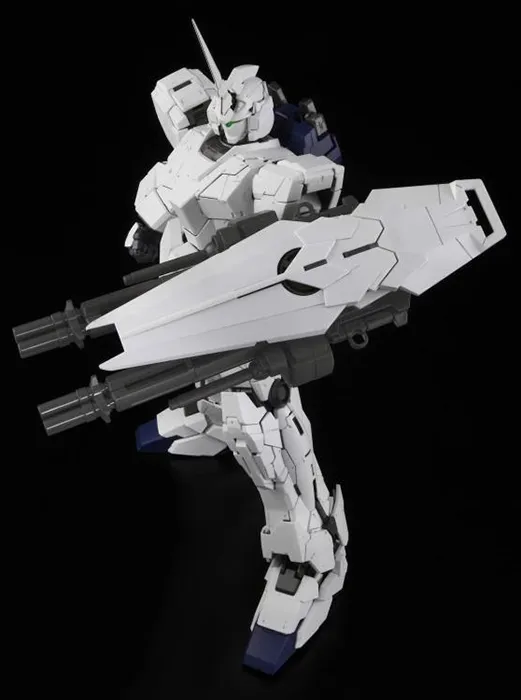 RX-0 Unicorn Gundam Prototype Full Psycho-Frame Perfect Grade 1/60 Scale Model Kit | Mobile Suit Gundam Unicorn | Bandai Tamashii Nations