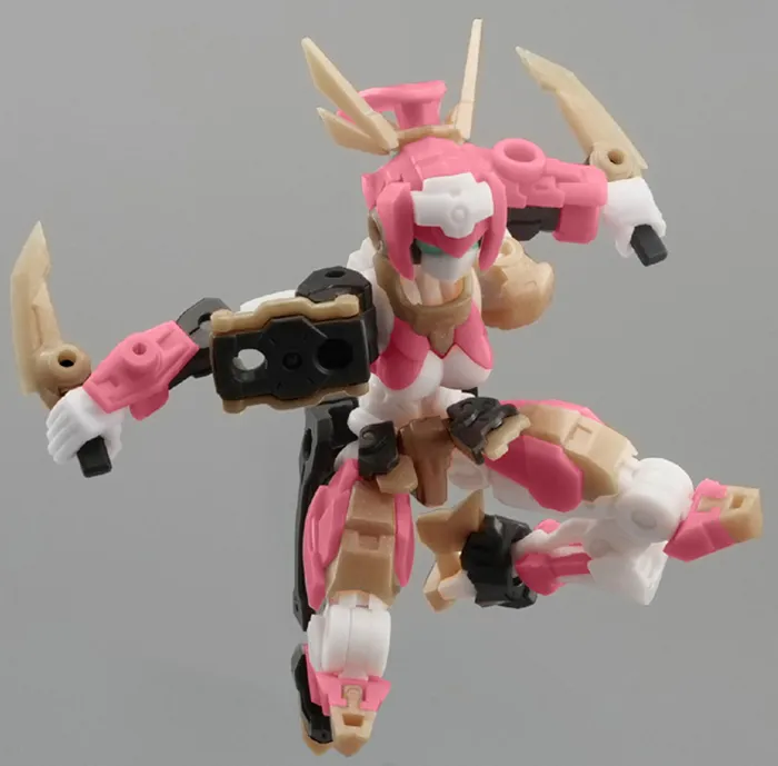 Sakura Edge 1/24 Scale Model Kit | Number 57 Armored Puppet | Creative Field