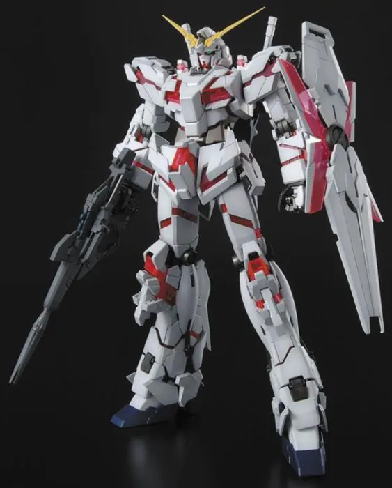 Unicorn Gundam Master Grade Model Kit 1/100 Scale | Mobile Suit Gundam Unicorn | Bandai Spirits
