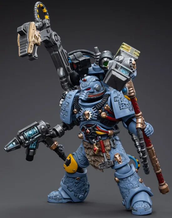 Space Wolves Iron Priest Jorin Fellhammer 1/18 Scale | Warhammer 40K | Joy Toy