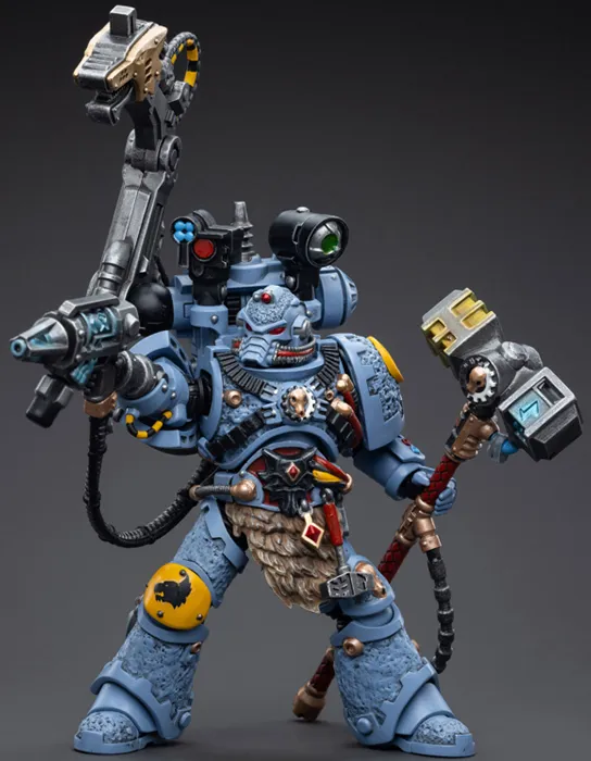 Space Wolves Iron Priest Jorin Fellhammer 1/18 Scale | Warhammer 40K | Joy Toy