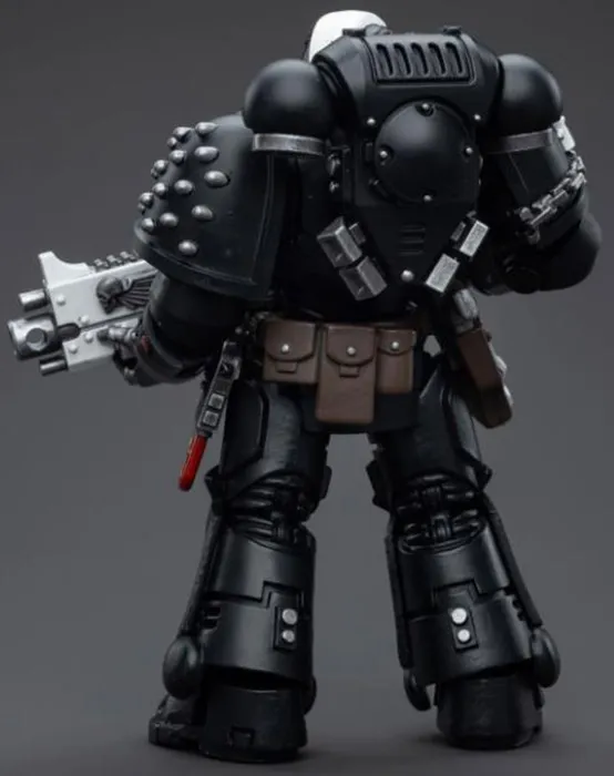 Iron Hands Intercessors Sergeant Bantus 1/18 Scale | Warhammer 40K | Joy Toy