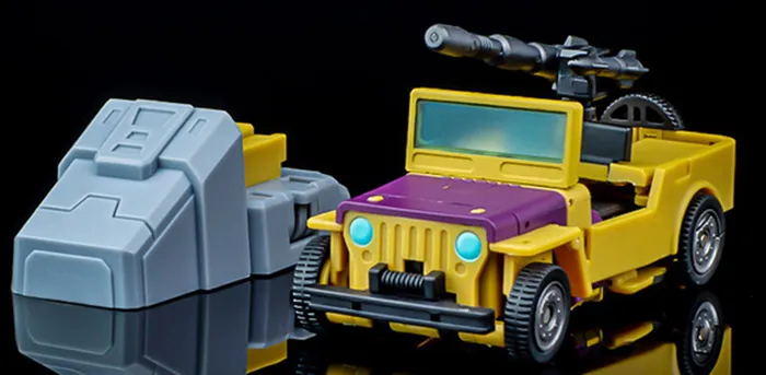 MS-B52 Arms Dealer Munitioner IDW Version | Magic Square