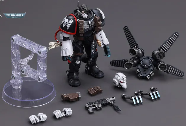 Raven Guard Chapter Master Kayvaan Shrike 1/18 Scale | Warhammer 40K | Joy Toy