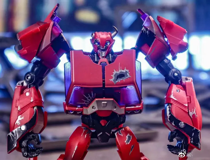 Red Gladiator Zombie Version | APC Toys