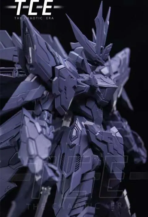 Galaxy 1/100 Scale Model Kit | The Chaotic Era
