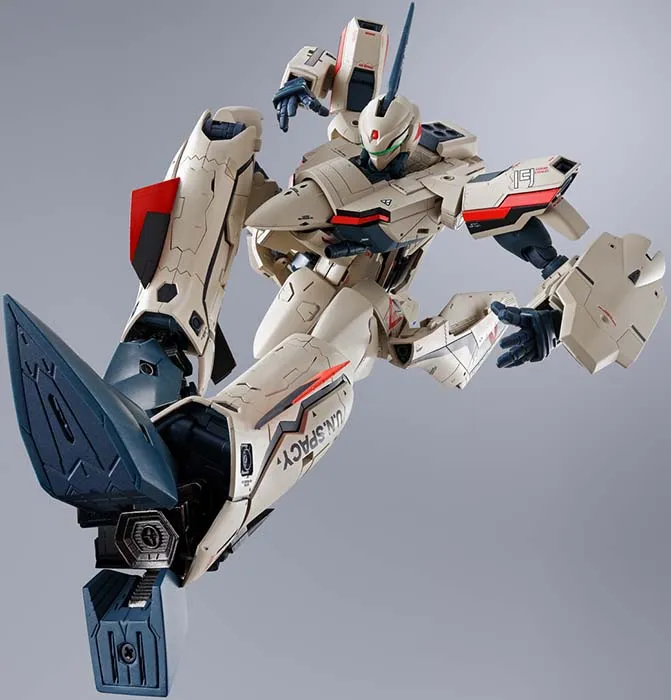 YF-19 Excalibur (Isamu Alva Dyson Use) DX Chogokin | Macross Plus | Bandai Spirits