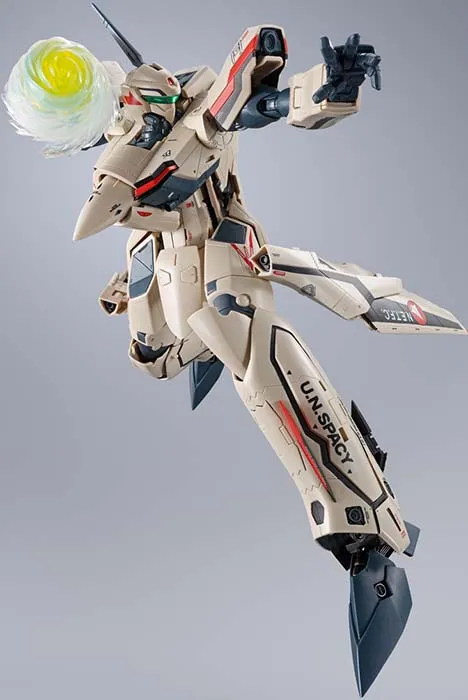 YF-19 Excalibur (Isamu Alva Dyson Use) DX Chogokin | Macross Plus | Bandai Spirits