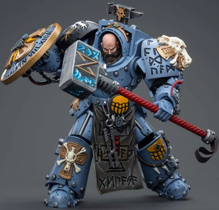 Space Wolves Arjac Rockfist 1/18 Scale | Warhammer 40K | Joy Toy 