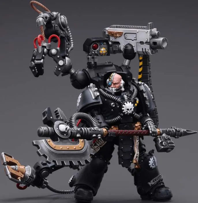 Iron Hands Iron Father Feirros 1/18 Scale | Warhammer 40K | Joy Toy