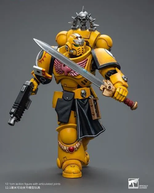 Imperial Fists Lieutenant with Power Sword 1/18 Scale | Warhammer 40K | Joy Toy