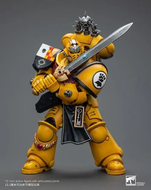 Imperial Fists Lieutenant with Power Sword 1/18 Scale | Warhammer 40K | Joy Toy