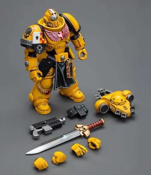 Imperial Fists Lieutenant with Power Sword 1/18 Scale | Warhammer 40K | Joy Toy
