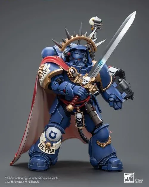 Ultramarines Captain in Gravis Armour 1/18 Scale | Warhammer 40K | Joy Toy