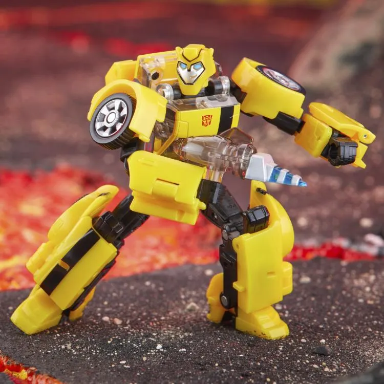 Animated Universe Bumblebee Deluxe Class | Transformers: Legacy United