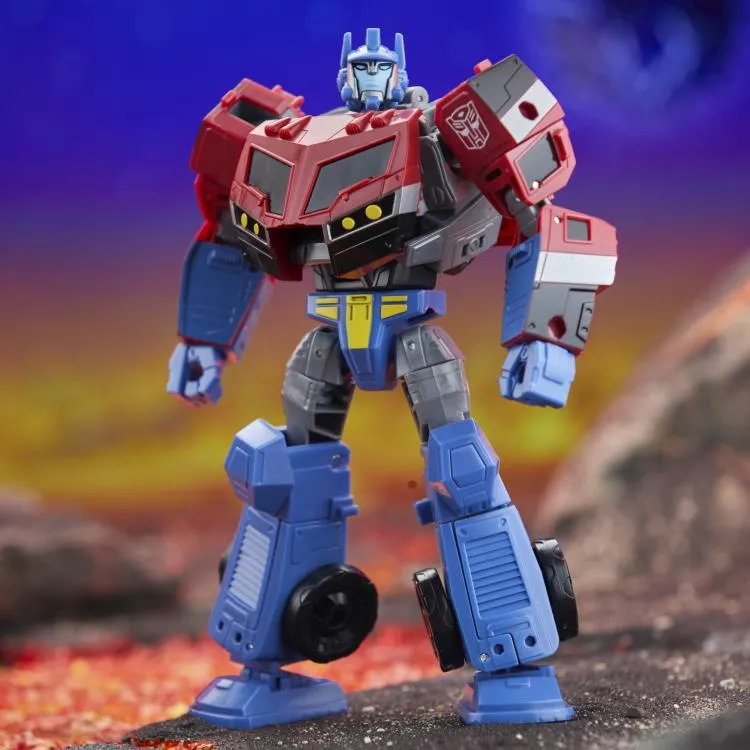 Animated Universe Optimus Prime Voyager Class | Transformers: Legacy United