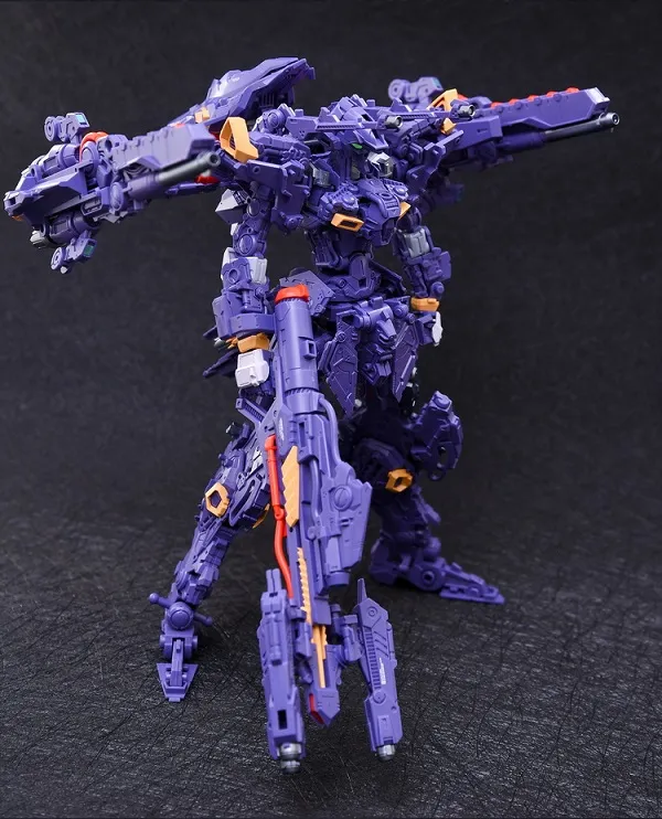THB-02A Thunderbolt 1/100 Scale Model Kit | Infinite Nova | IN ERA+