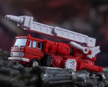 DW-E24 Firefighters | Dr. Wu