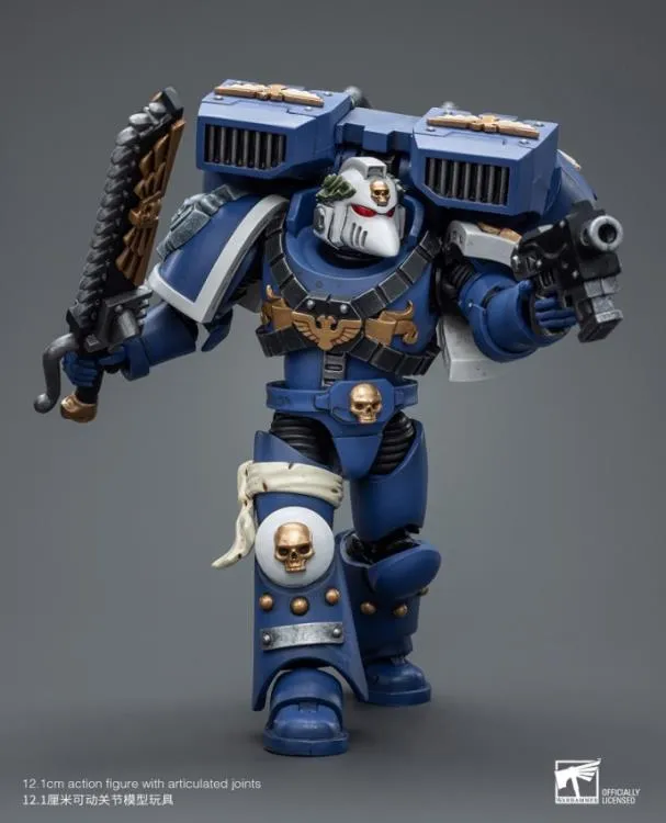 Ultramarines Vanguard Veteran with Chainsword and Bolt Pistol 1/18 Scale | Warhammer 40K | Joy Toy