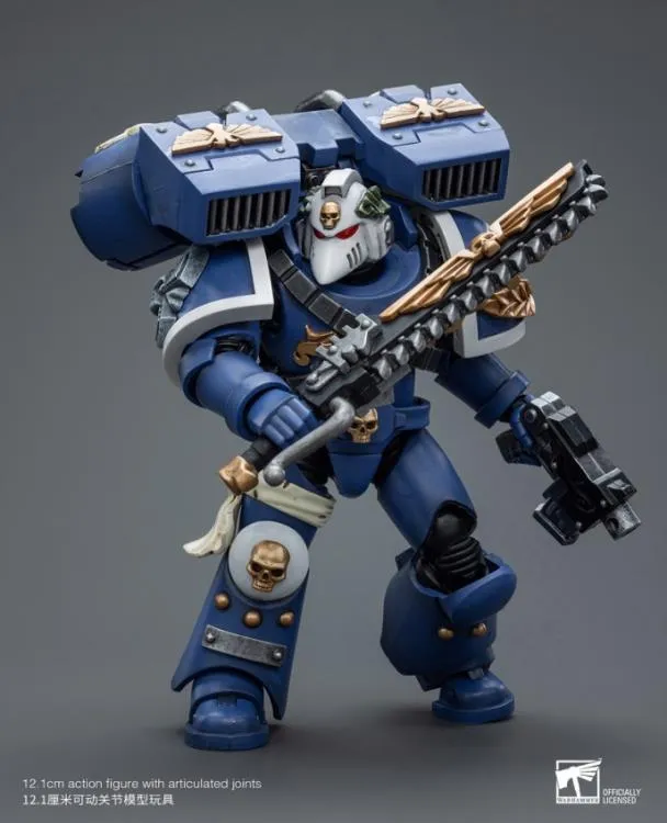 Ultramarines Vanguard Veteran with Chainsword and Bolt Pistol 1/18 Scale | Warhammer 40K | Joy Toy
