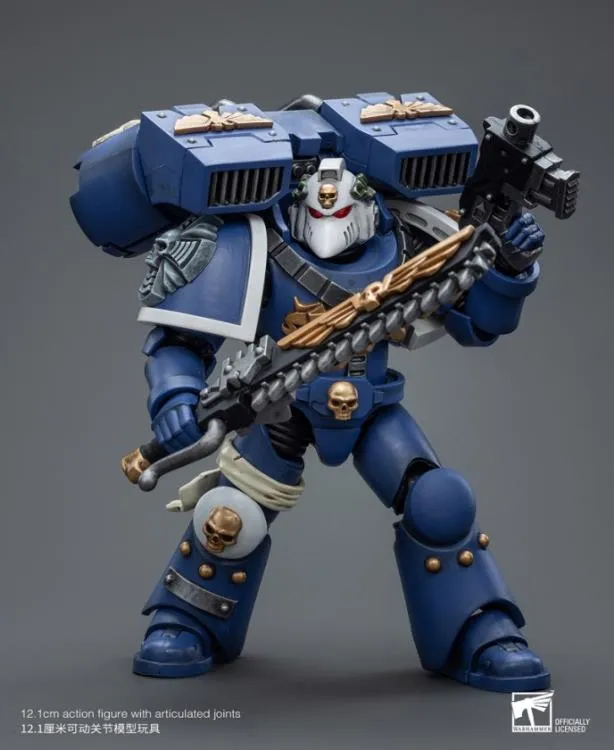 Ultramarines Vanguard Veteran with Chainsword and Bolt Pistol 1/18 Scale | Warhammer 40K | Joy Toy