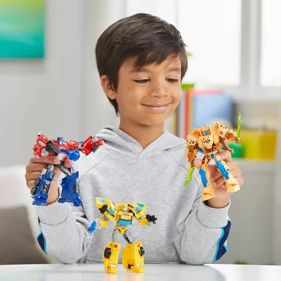 Heroes of Cybertron 3-Pack Deluxe Class | Transformers Generations Buzzworthy Bumblebee